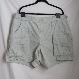 Mens' Columbia Sportswear Khaki Cargo Shorts Size 43 w/ Flaw